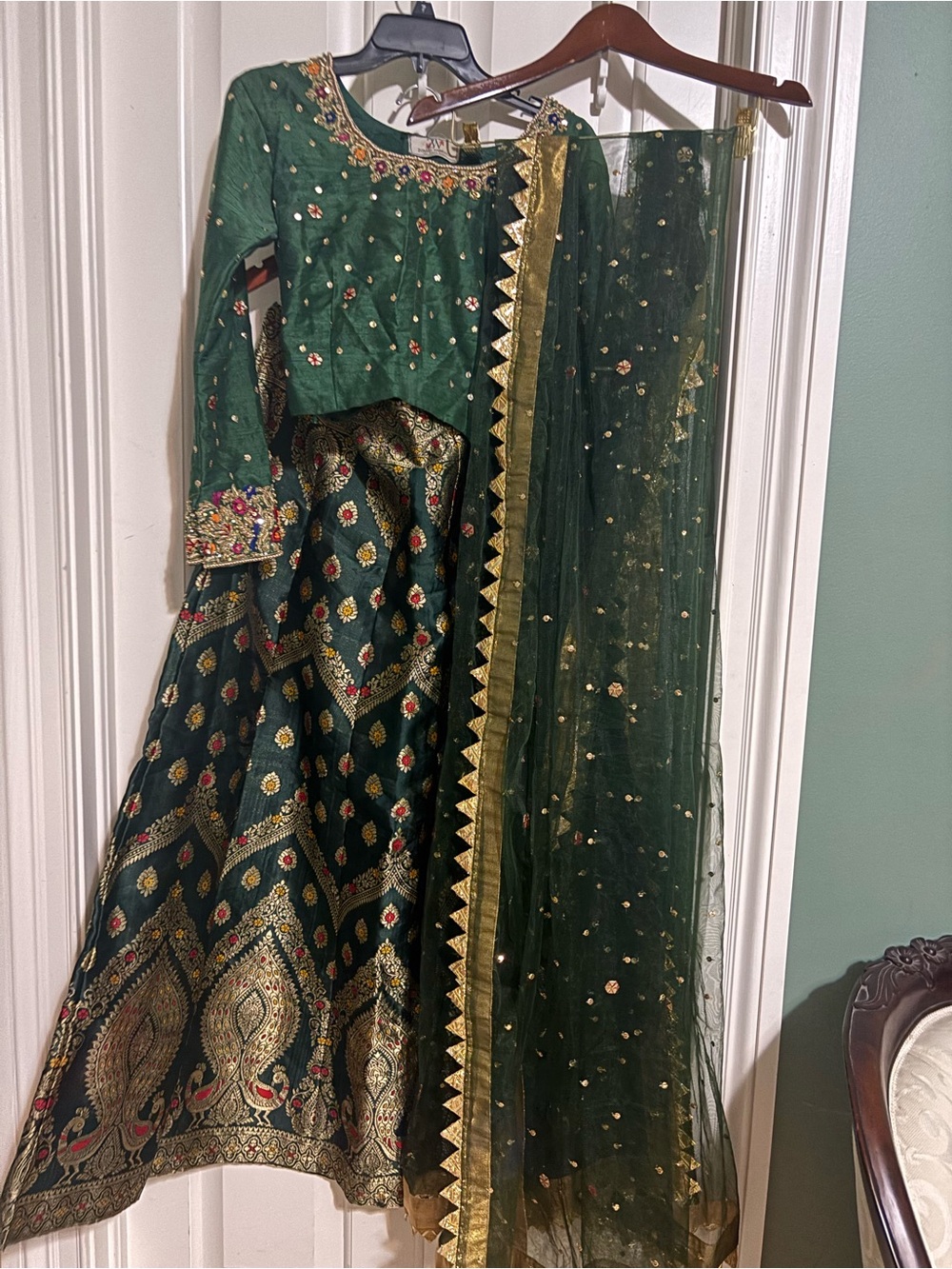 Emerald Green Embroidered wedding Lehengas Set with Gold Accents size Medium